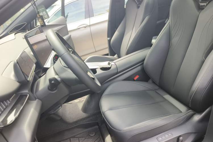 Used Volkswagen ID.UNYX 2025 Ultra Model Left Front Seat