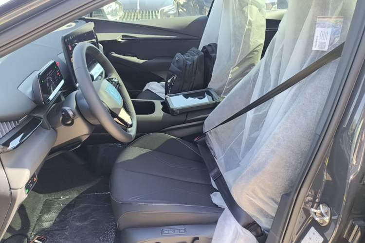 Used Volkswagen ID.UNYX 2025 Pure Model Left Front Seat