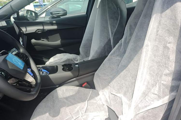 Used Volkswagen ID.UNYX 2025 Pure Model Left Front Seat