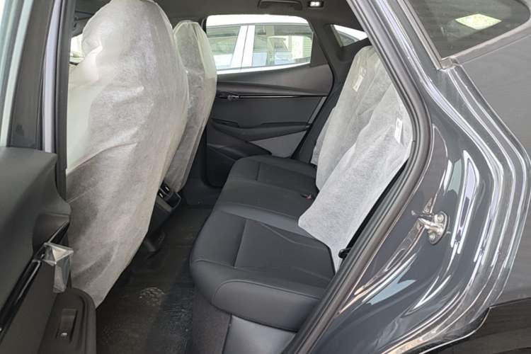 Used Volkswagen ID.UNYX 2025 Pure Model Left Rear Seat
