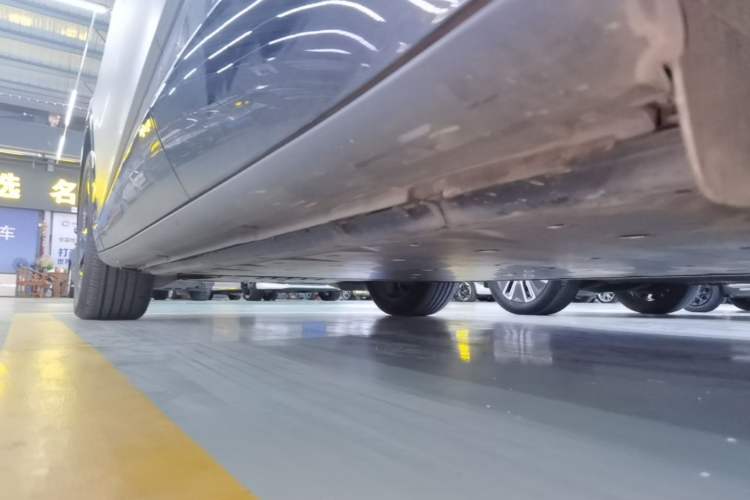 Used Volkswagen ID.UNYX 2025 Ultra Model Left Side Sill