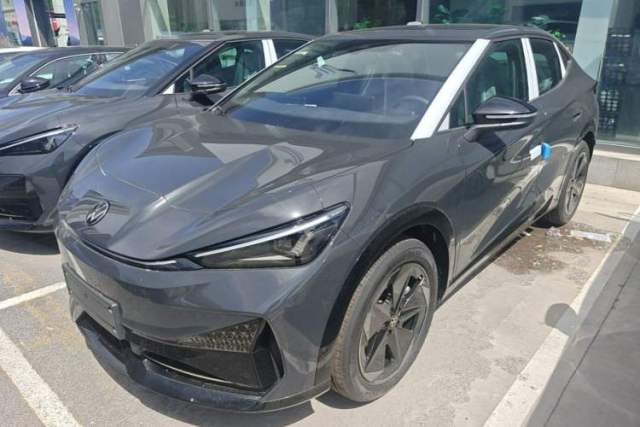 Used Volkswagen ID.UNYX 2025 Pure Model