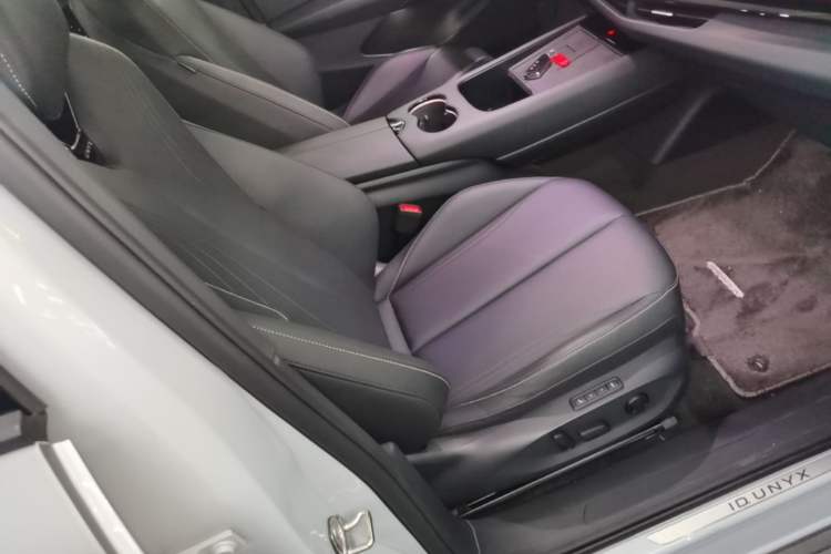 Used Volkswagen ID.UNYX 2025 Ultra Model Right Front Seat