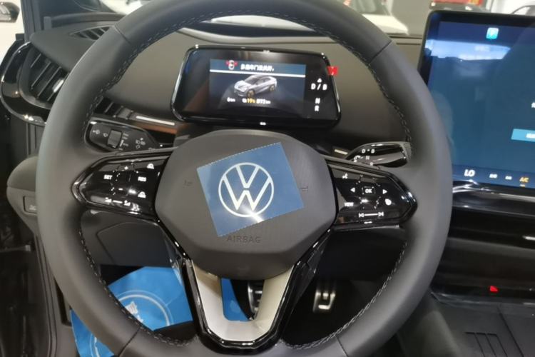 Used Volkswagen ID.UNYX 2025 Pure Model Steering Wheel