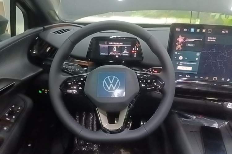 Used Volkswagen ID.UNYX 2025 Pure Model Steering Wheel
