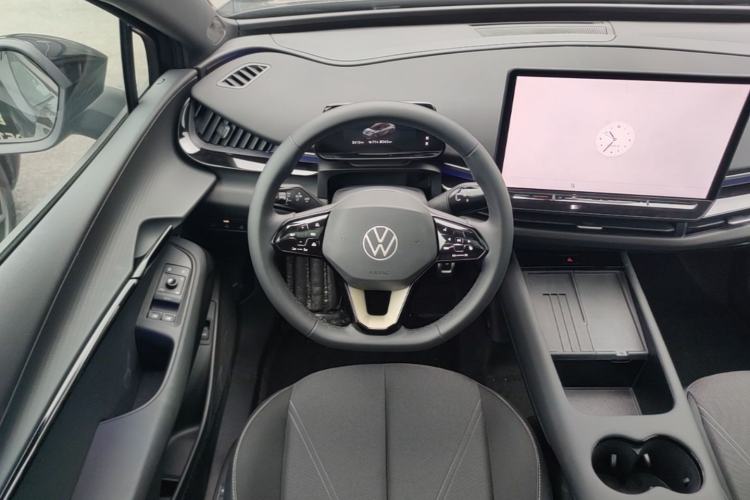 Used Volkswagen ID.UNYX 2025 Pure Model Steering Wheel