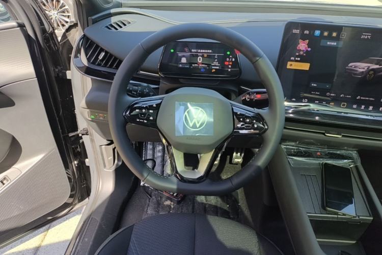 Used Volkswagen ID.UNYX 2025 Pure Model Steering Wheel