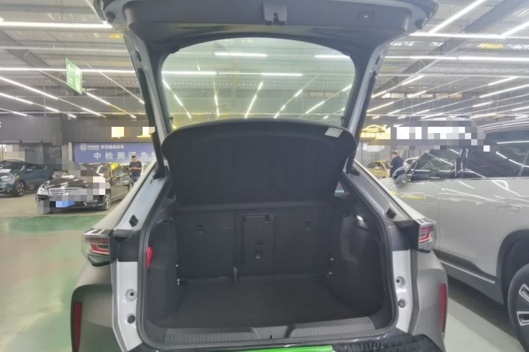 Used Volkswagen ID.UNYX 2025 Ultra Model Trunk