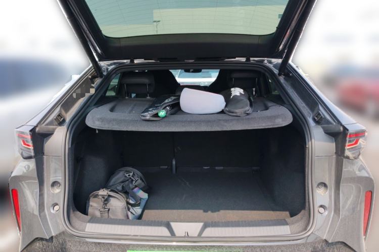 Used Volkswagen ID.UNYX 2025 Pure Model Trunk