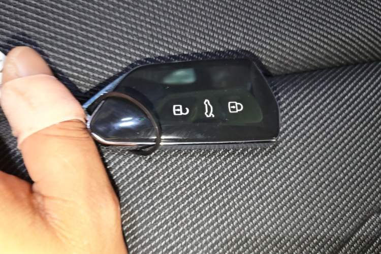 Used Volkswagen ID.UNYX 2025 Pure Model Vehicle Key