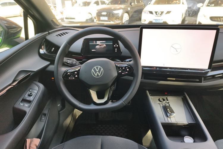 Used Volkswagen ID.UNYX 2025 Pure Model Steering Wheel