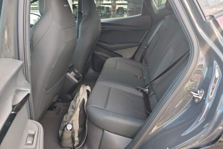Used Volkswagen ID.UNYX 2025 Pure Model Left Rear Seat