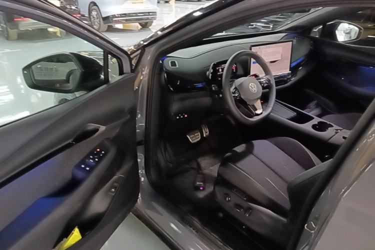 Used Volkswagen ID.UNYX 2025 Pure Model Driver Seat