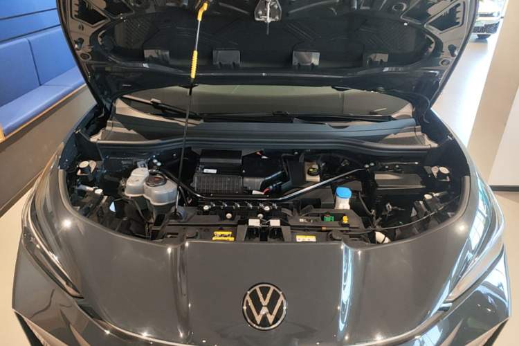 Used Volkswagen ID.UNYX 2025 Pure Model Engine Bay