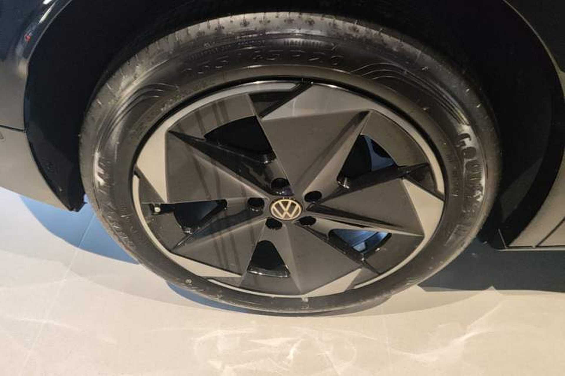 Used Volkswagen ID.UNYX 2025 Pure Model Exterior 5