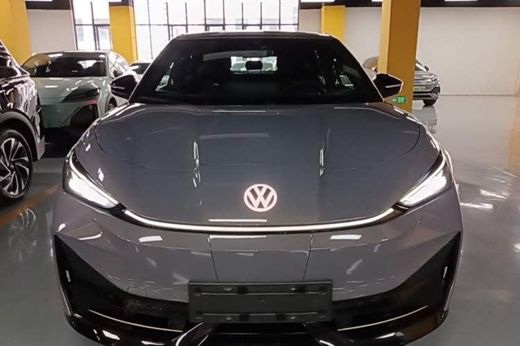 Used Volkswagen ID.UNYX 2025 Pure Model Front