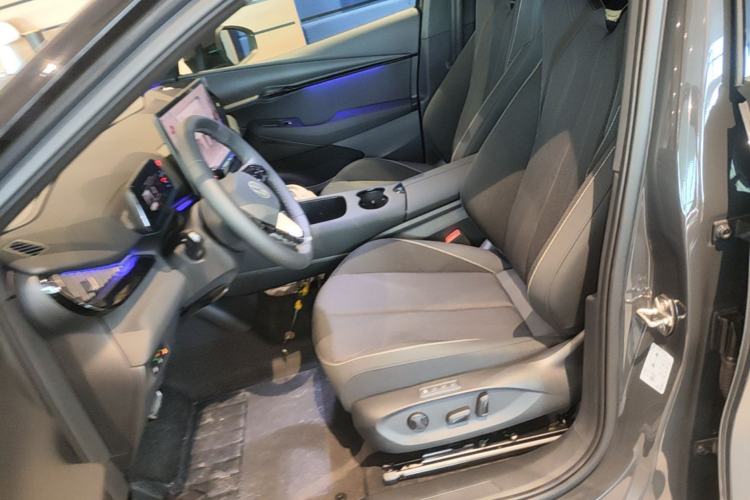 Used Volkswagen ID.UNYX 2025 Pure Model Left Front Seat