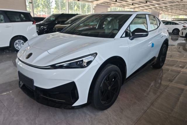 Used Volkswagen ID.UNYX 2025 Pure Model