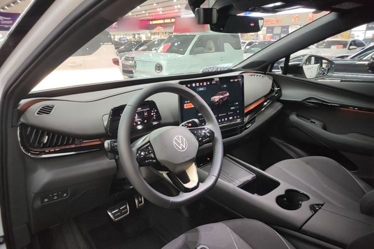 Used Volkswagen ID.UNYX 2025 Pure Model Center Console