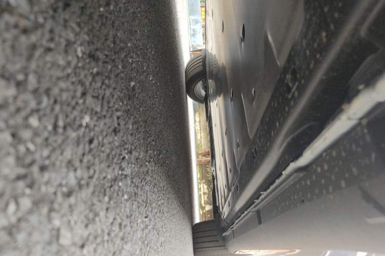 Used Volkswagen ID.UNYX 2025 Pure Model Chassis Front Left