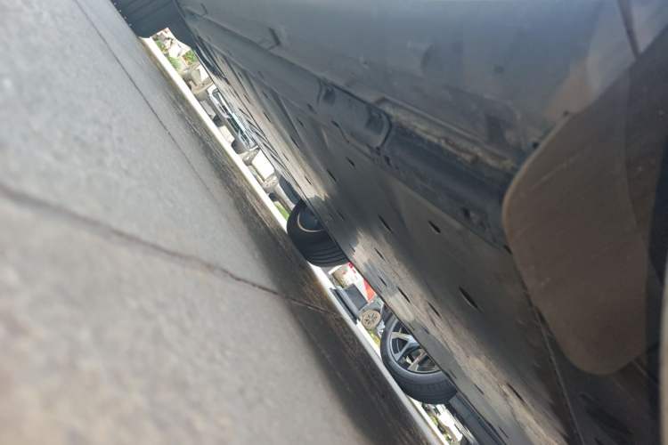 Used Volkswagen ID.UNYX 2025 Pure Model Chassis Rear Left