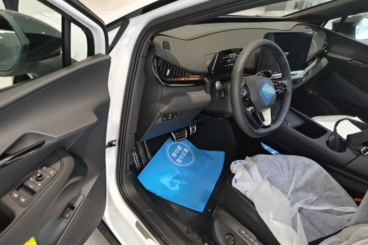 Used Volkswagen ID.UNYX 2025 Pure Model Driver Seat