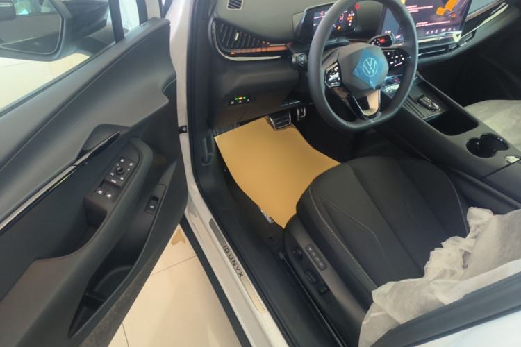 Used Volkswagen ID.UNYX 2025 Pure Model Driver Seat