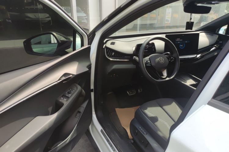 Used Volkswagen ID.UNYX 2025 Pure Model Driver Seat