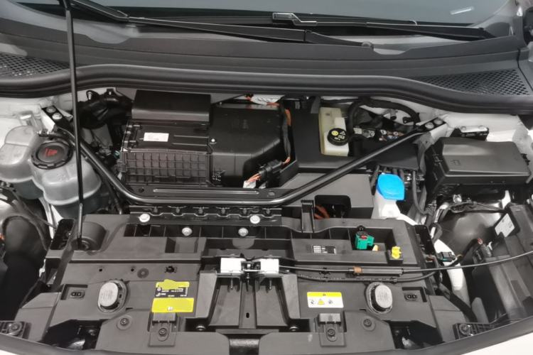 Used Volkswagen ID.UNYX 2025 Pure Model Engine Bay