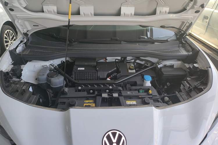 Used Volkswagen ID.UNYX 2025 Pure Model Engine Bay