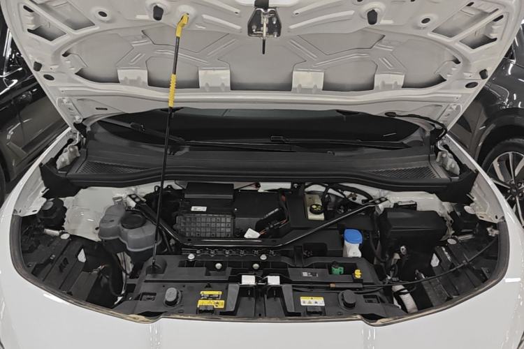Used Volkswagen ID.UNYX 2025 Pure Model Engine Bay