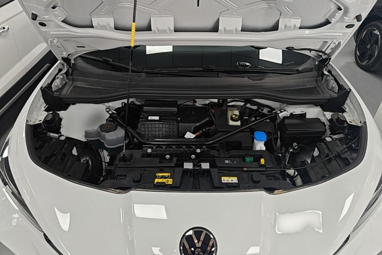 Used Volkswagen ID.UNYX 2025 Pure Model Engine Bay