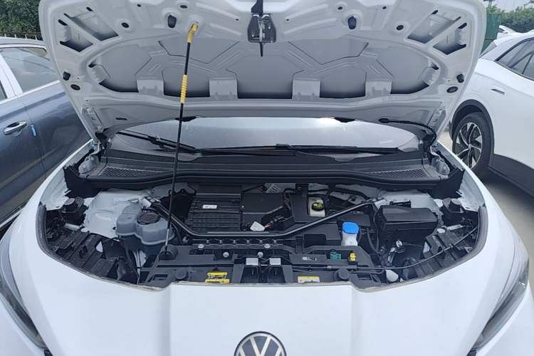 Used Volkswagen ID.UNYX 2025 Pure Model Engine Bay