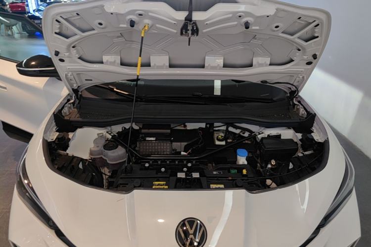 Used Volkswagen ID.UNYX 2025 Pure Model Engine Bay