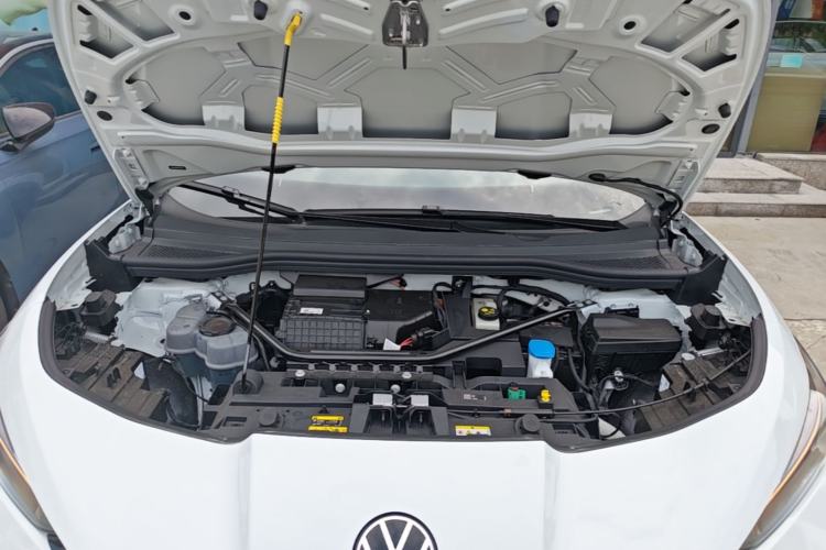 Used Volkswagen ID.UNYX 2025 Pure Model Engine Bay