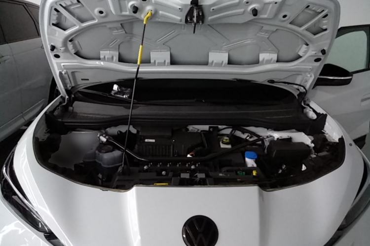 Used Volkswagen ID.UNYX 2025 Pure Model Engine Bay