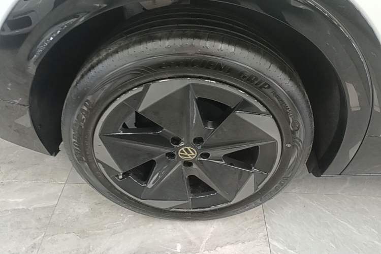 Used Volkswagen ID.UNYX 2025 Pure Model Exterior 5