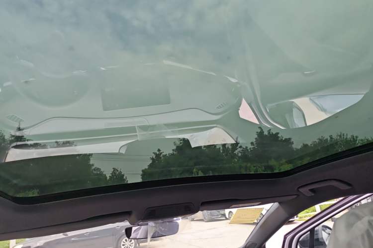 Used Volkswagen ID.UNYX 2025 Pure Model Headliner