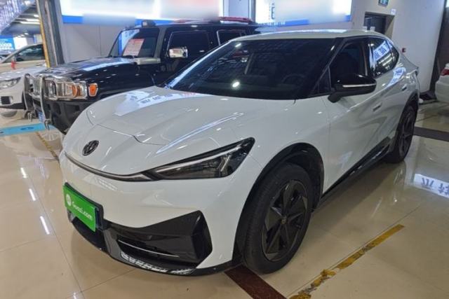 Używany Volkswagen ID.UNYX 2025 Pure Model