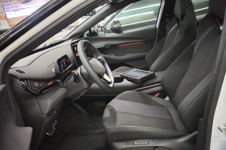 Used Volkswagen ID.UNYX 2025 Pure Model Left Front Seat
