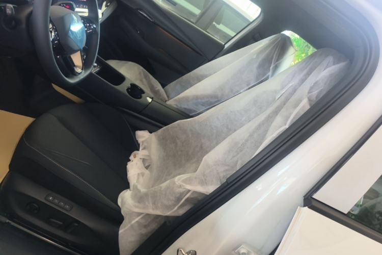 Used Volkswagen ID.UNYX 2025 Pure Model Left Front Seat