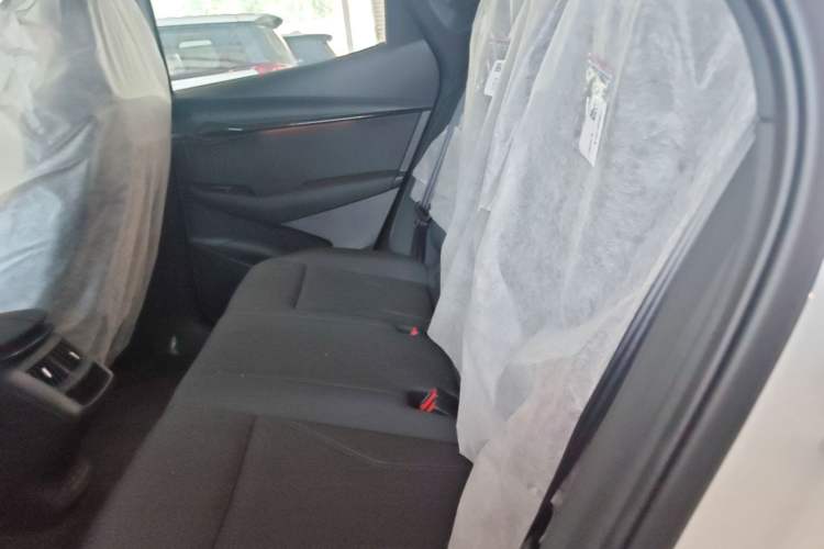 Used Volkswagen ID.UNYX 2025 Pure Model Left Rear Seat