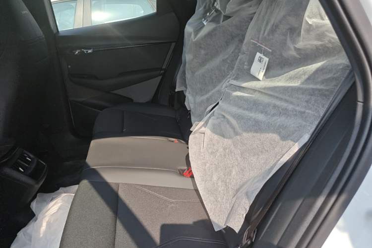 Used Volkswagen ID.UNYX 2025 Pure Model Left Rear Seat