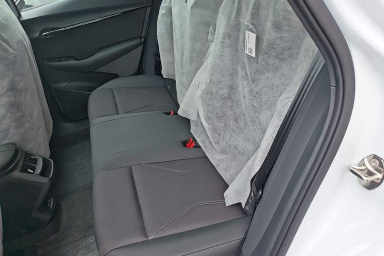 Used Volkswagen ID.UNYX 2025 Pure Model Left Rear Seat
