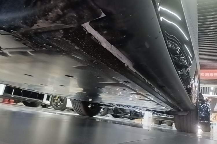 Used Volkswagen ID.UNYX 2025 Pure Model Left Side Sill
