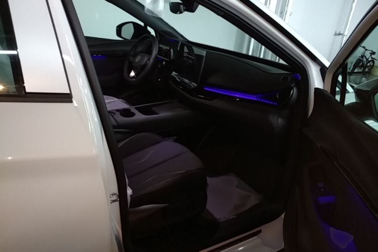 Used Volkswagen ID.UNYX 2025 Pure Model Right Front Seat