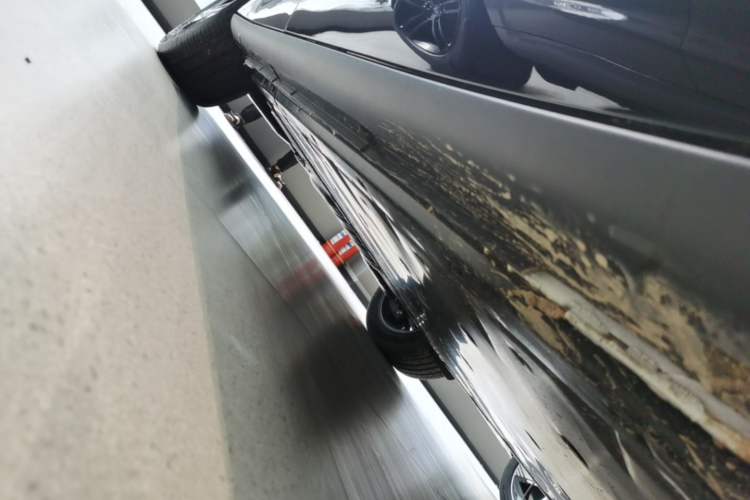 Used Volkswagen ID.UNYX 2025 Pure Model Right Side Sill