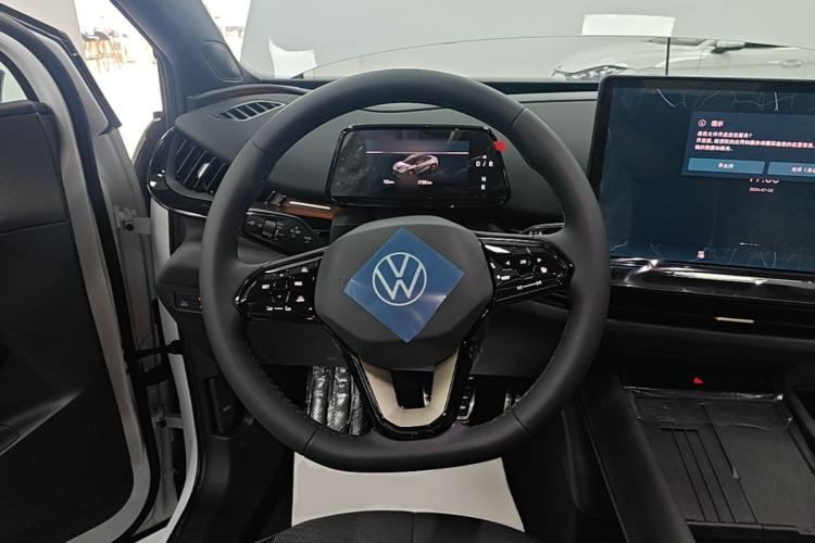 Used Volkswagen ID.UNYX 2025 Pure Model Steering Wheel