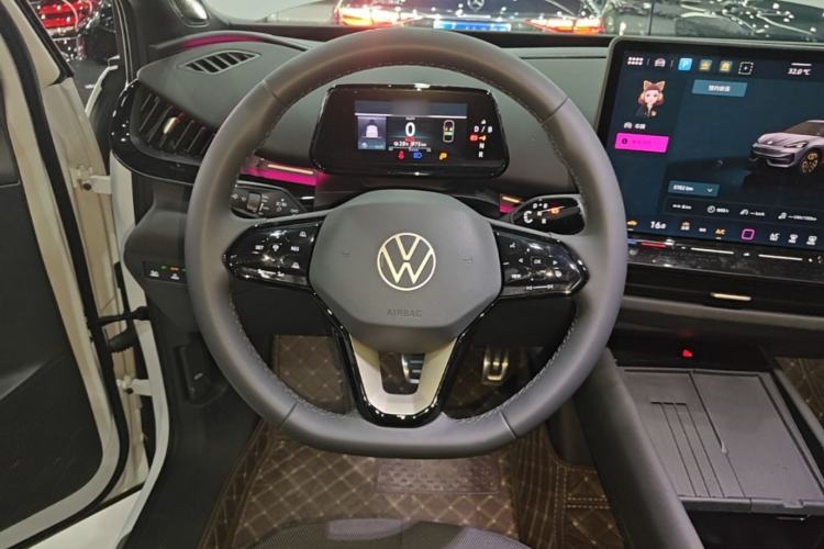 Used Volkswagen ID.UNYX 2025 Pure Model Steering Wheel