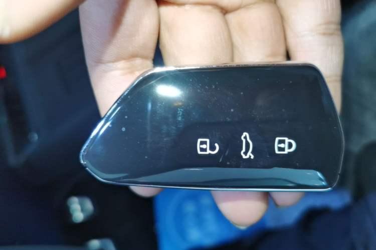 Used Volkswagen ID.UNYX 2025 Pure Model Vehicle Key